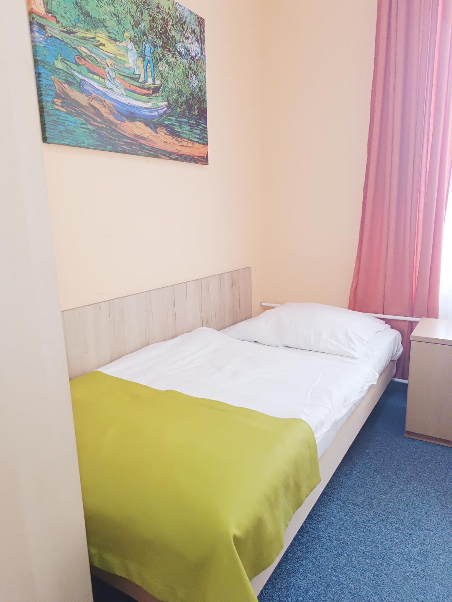 Hostel Krosnienska 12 Zielona Góra Exterior foto